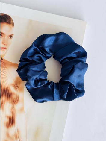 Scrunchie saténová gumička do vlasov - modrá